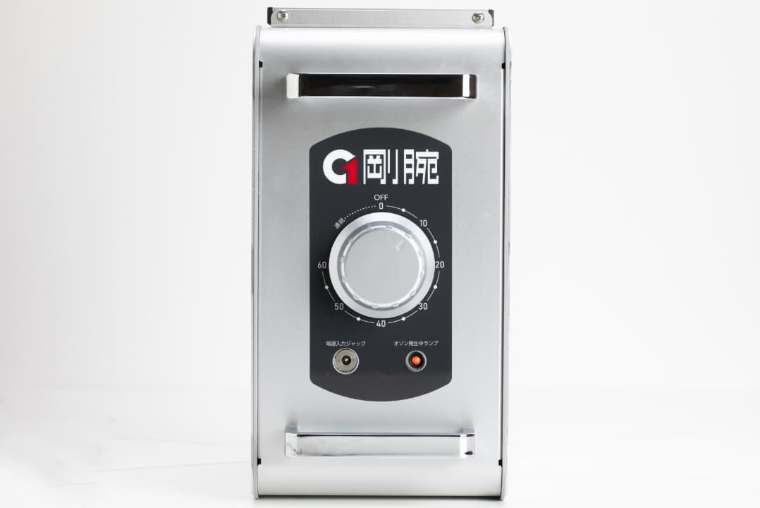 高濃度オゾン発生器 | 業務用高濃度オゾン除菌消臭器 剛腕650F | 中古 